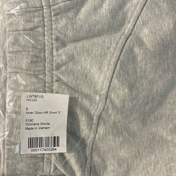 B-Lululemon Inner Glow Short 3" * - Picture 5 of 5